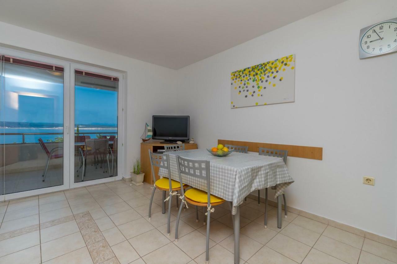 Apartman Emma Apartment ดรามัลย์ ภายนอก รูปภาพ